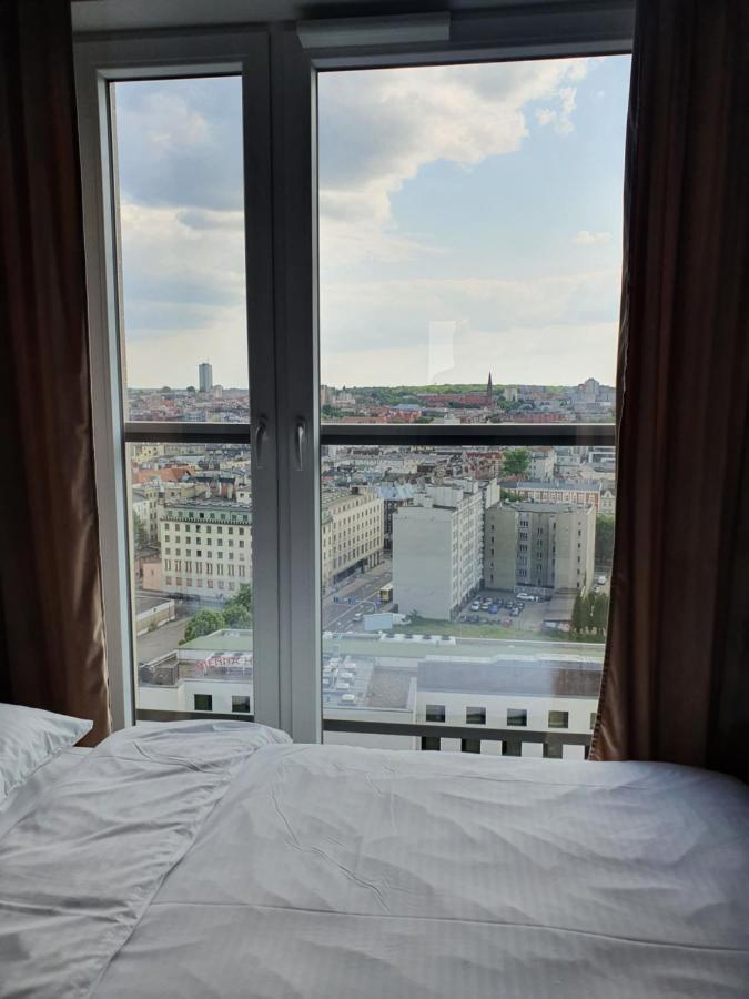 15 Pietro Sokolska 30 Towers Apartments - New - Lux - Parking - Sauna - Gym- And The Best View In Katovice Exteriér fotografie