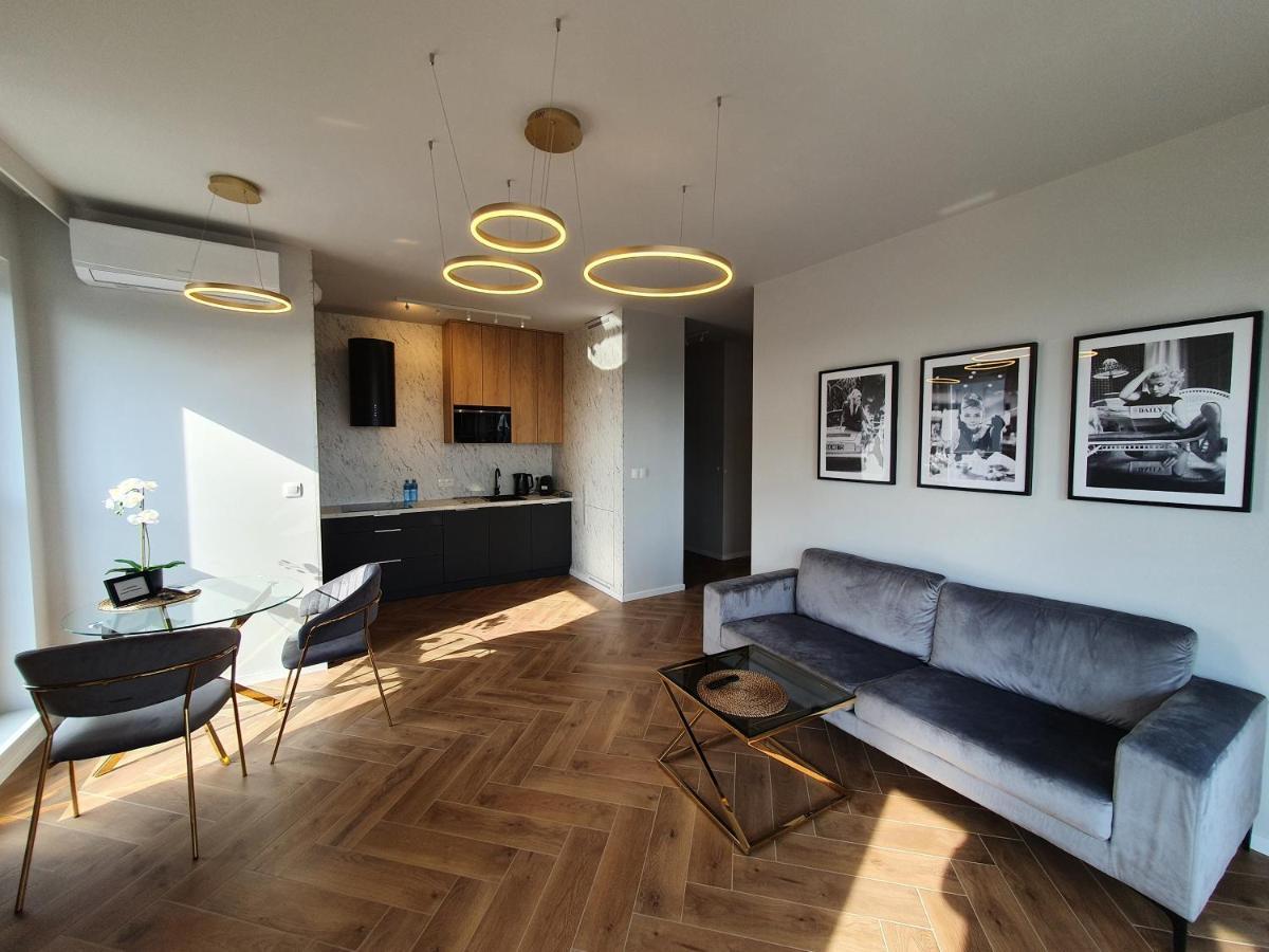 15 Pietro Sokolska 30 Towers Apartments - New - Lux - Parking - Sauna - Gym- And The Best View In Katovice Exteriér fotografie