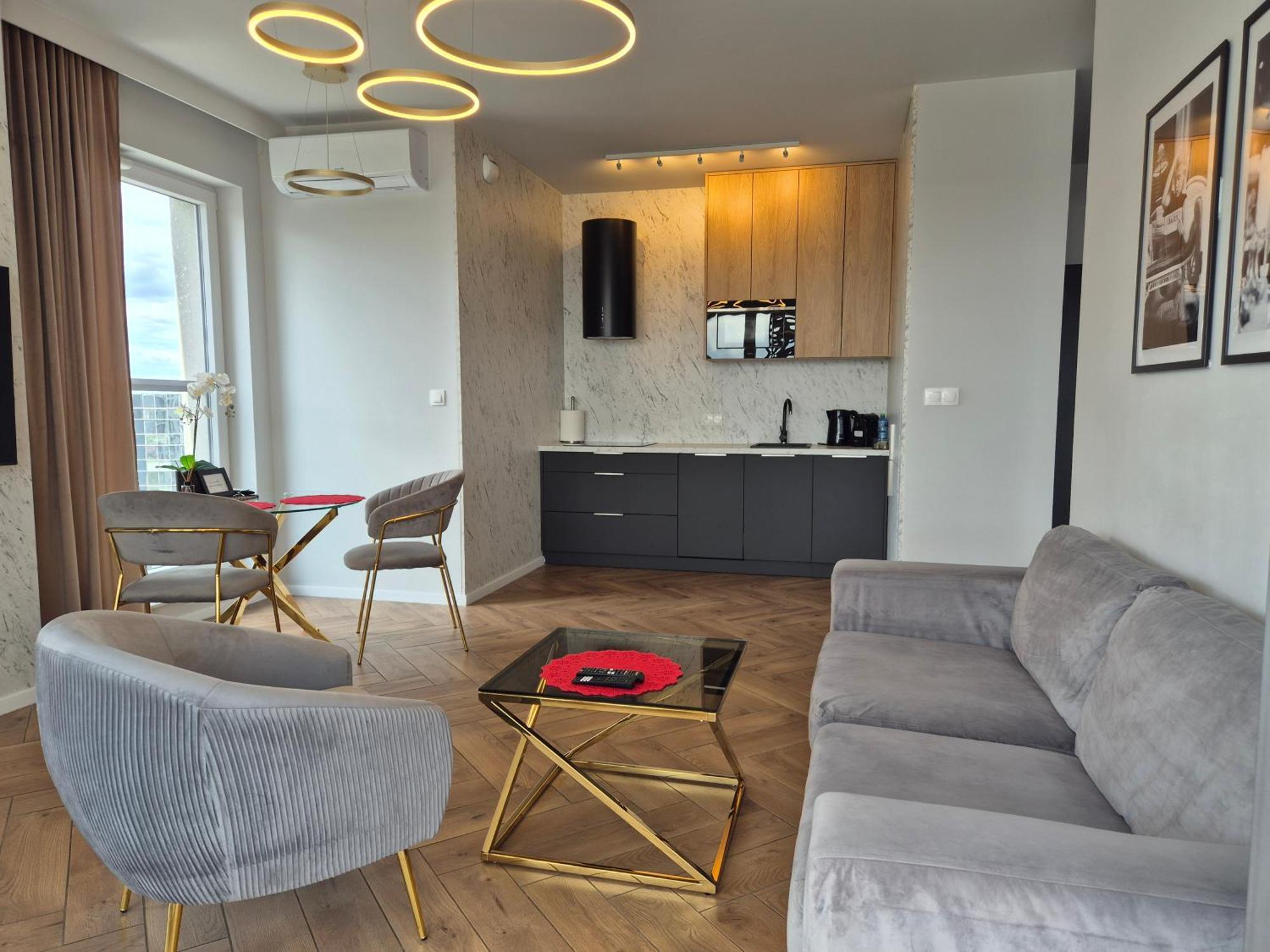15 Pietro Sokolska 30 Towers Apartments - New - Lux - Parking - Sauna - Gym- And The Best View In Katovice Exteriér fotografie