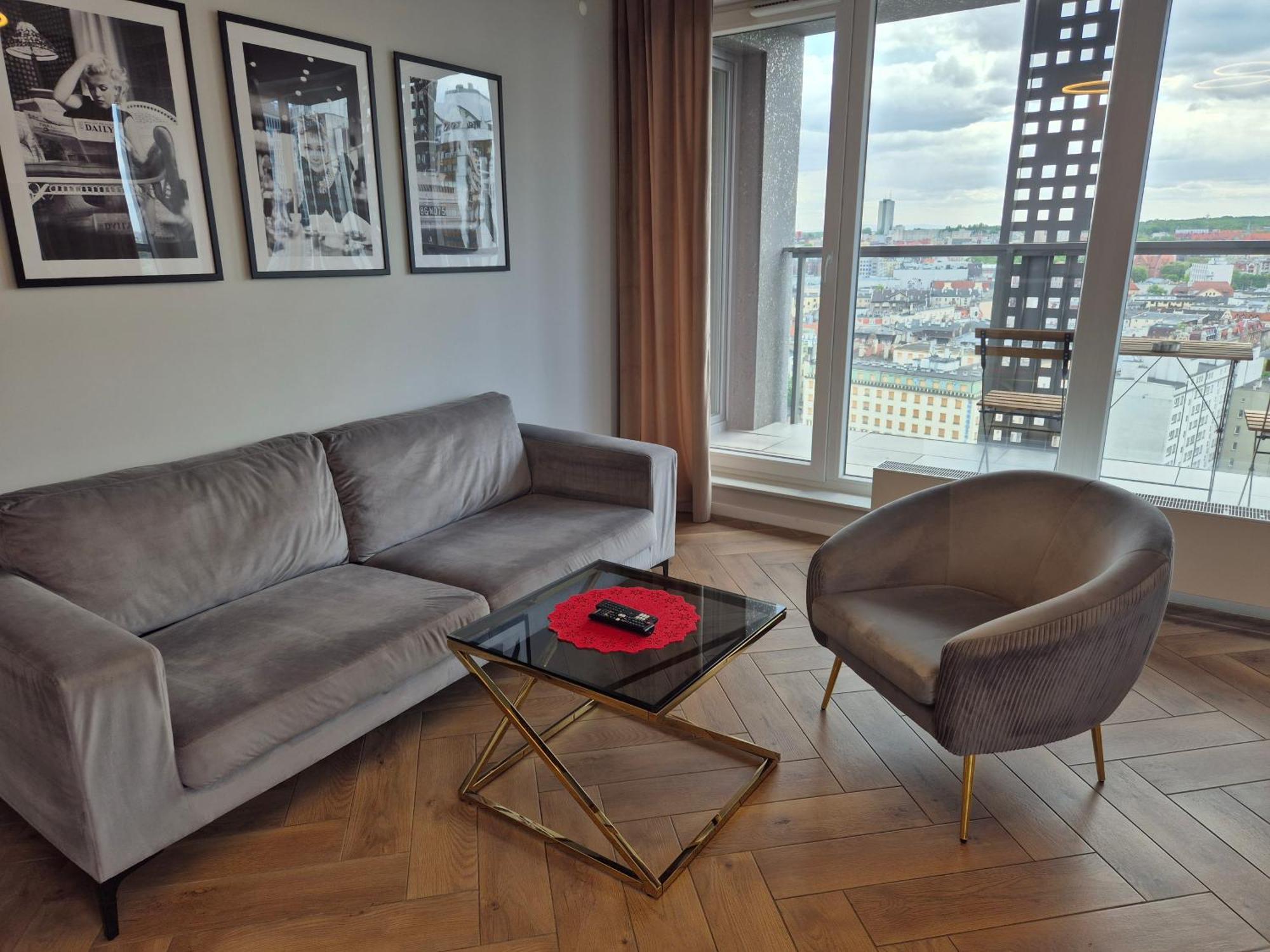 15 Pietro Sokolska 30 Towers Apartments - New - Lux - Parking - Sauna - Gym- And The Best View In Katovice Exteriér fotografie
